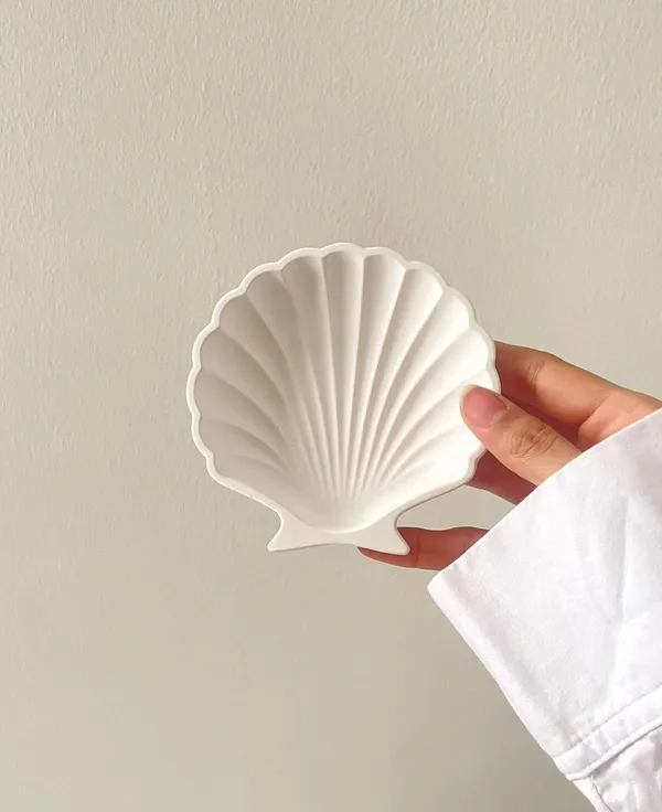 White_Handmade_Concrete_Shell_Trinket_Tray_|_Jewellery/Makeup/Table_Organizer_|_Home_Decor_|_Candle_Tray_|_Multipurpose_(9.5×9.5Cm)