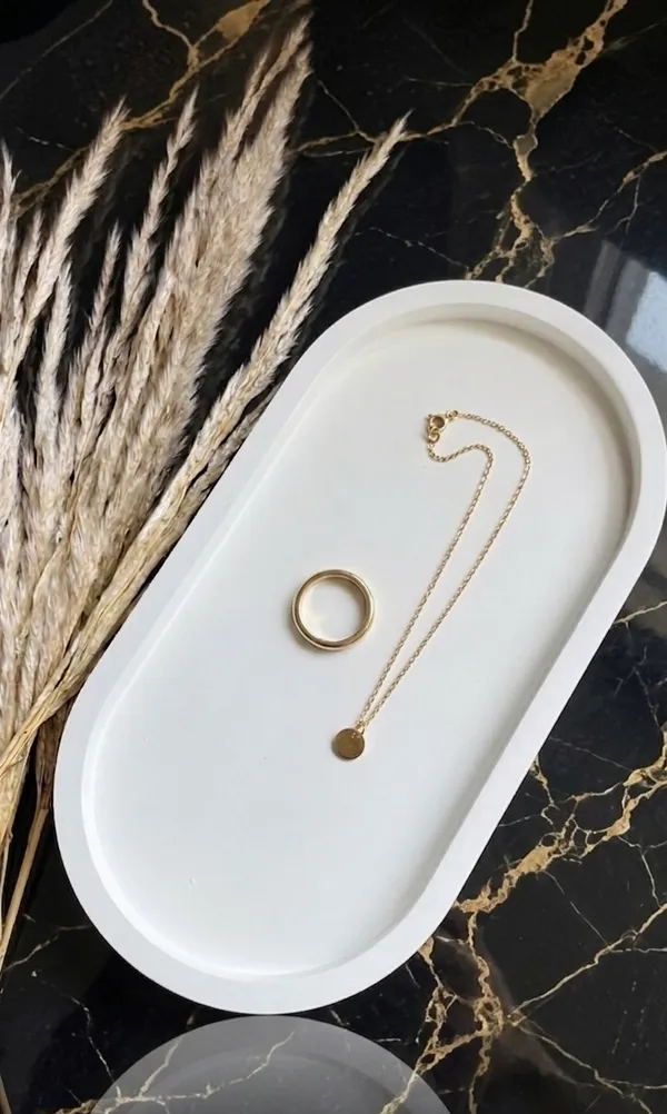 White_Concrete_Oval_Shaped_Tray_|_Jewellery_Tray_|_Perfect_Catch_For_Your_Favorite_Jewelry_Pieces_|_Stylish_Way_To_Organize_Rings,_Earrings,_And_Other_Accessories_(18.8×10.2×2Cm)