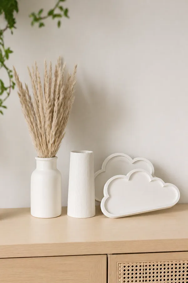 TREETRUNK®_Concrete_Vase_Combo_Offer_1__includes_(2_mini_cloud_tray,_long_striped_vase,_cylindrical_vase,_naturally_dried_pampas_grass)