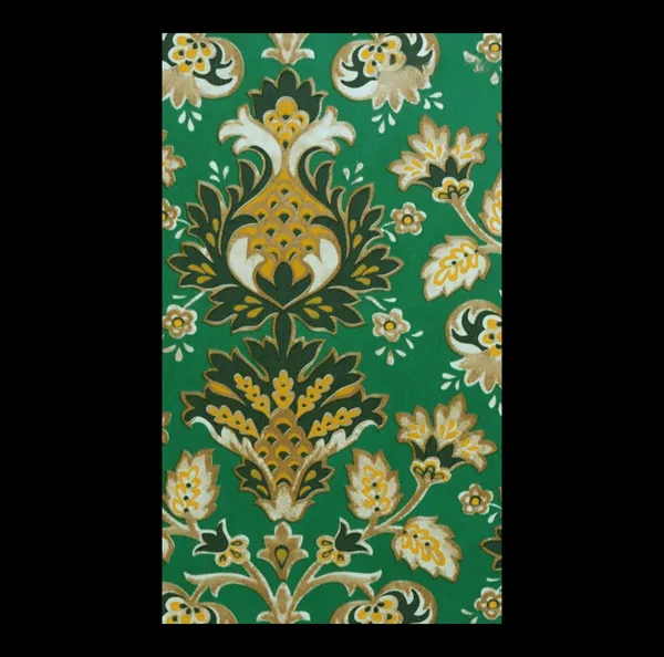 Ornate_Regal_Damask_Wallpaper_In_Emerald_And_Antique_Gold_For_A_Stately_Dining_Room
