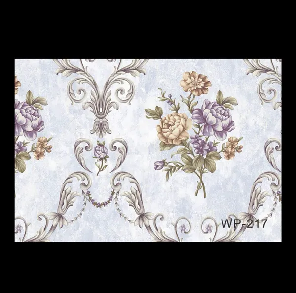 Opulent_Floral_Damask_Wallpaper_In_Gold_And_Soft_Yellow_For_An_Elegant_And_Grand_Master_Bedroom_Wallpaper.