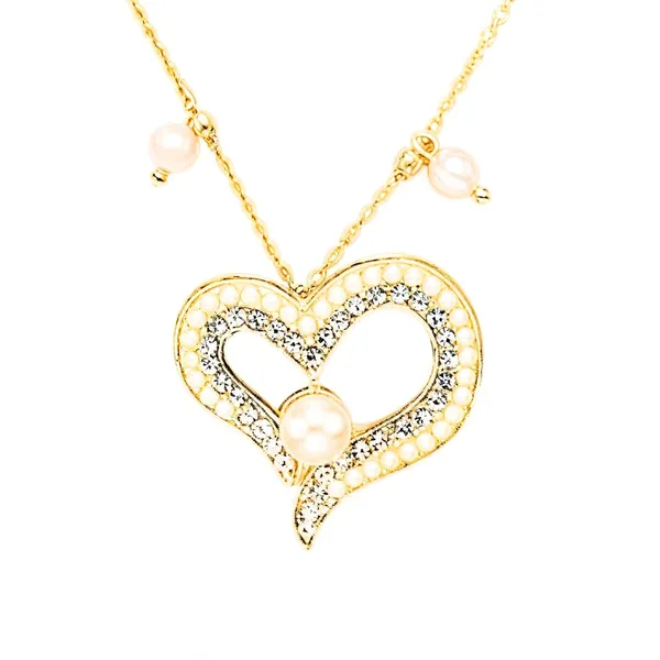 Gold_Plated_Pendant_Necklace_For_Women