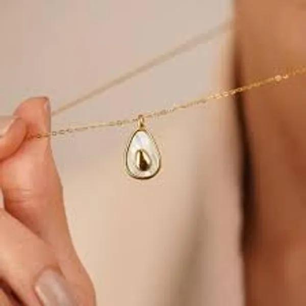 Gold_Plated_Pendant_Necklace