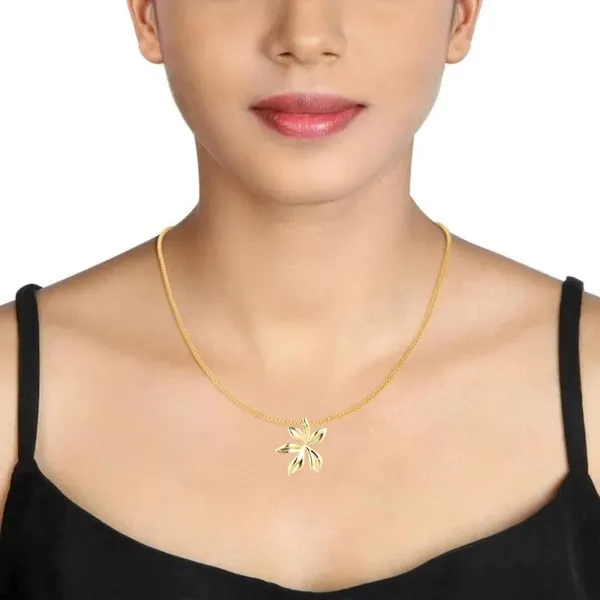Gold_Plated_Pendant_Necklace_For_Women