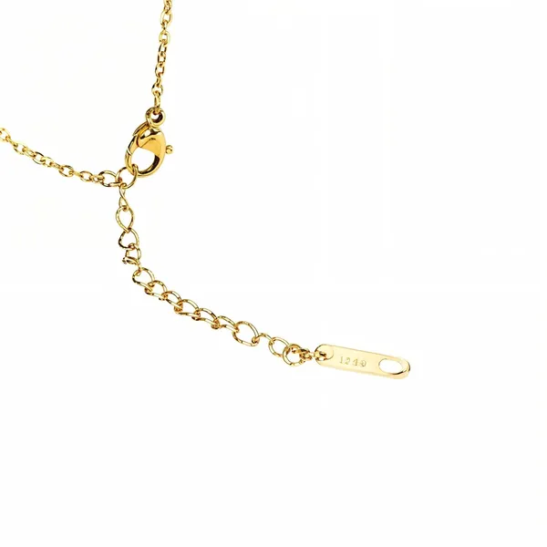 Gold_Plated_Pendant_Necklace_For_Women
