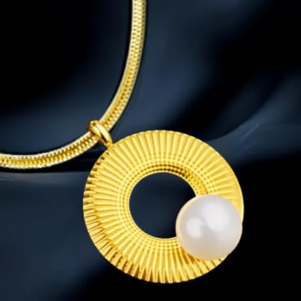 Gold_Plated_Pendant_Necklace