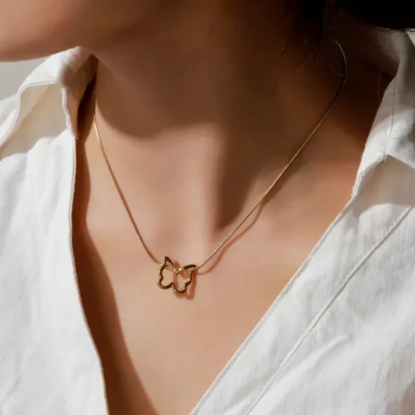Gold_Plated_Pendant_Necklace