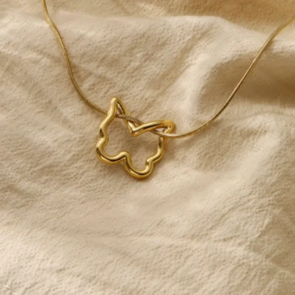 Gold_Plated_Pendant_Necklace