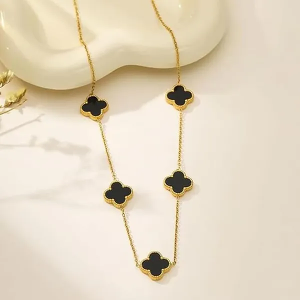 Gold_Plated_Pendant_Necklace