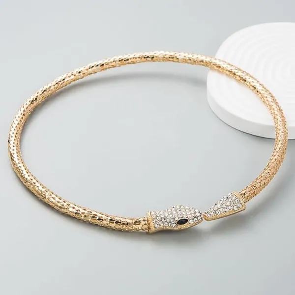 Gold_Plated_Pendant_Necklace_For_Women