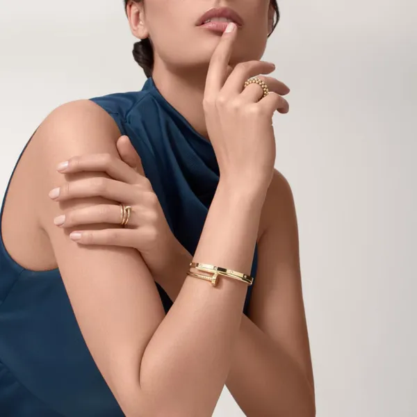 Gold_Plated_Bangle_Bracelet