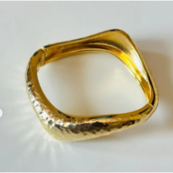 Gold_Plated_Bangle_Bracelet