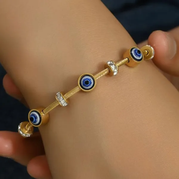 Gold_Plated_Bangle_Bracelet_For_Women