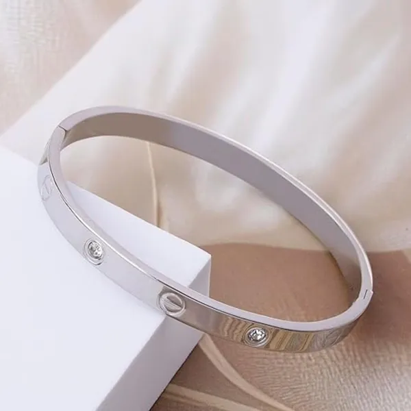 Gold_Plated_Bangle_Bracelet