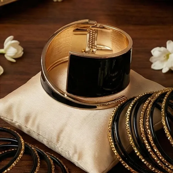 Gold_Plated_Bangle_Bracelet