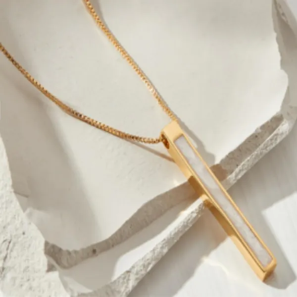 Gold_Plated_Pendant_Necklace
