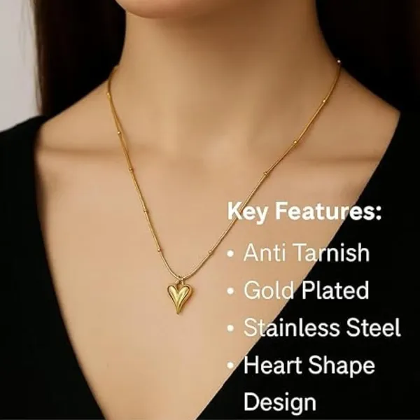 Gold_Plated_Pendant_Necklace_For_Women
