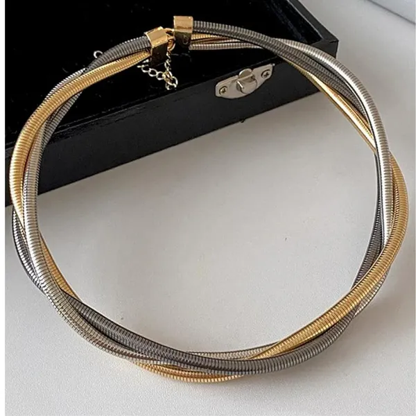 Gold_Plated_Pendant_Necklace_For_Women