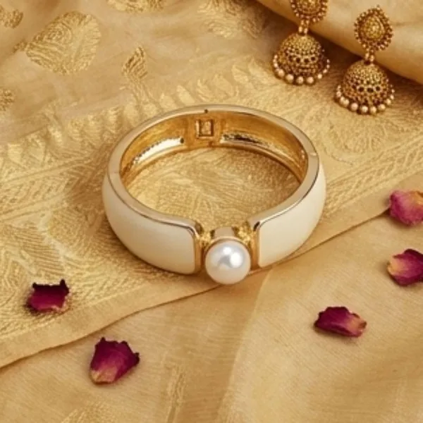 Gold_Plated_Bangle_Bracelet_For_Women