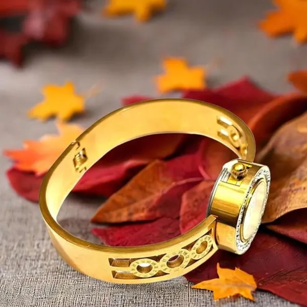 Metal_Bezel_Watch_For_Women