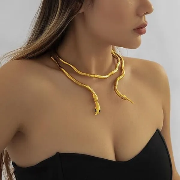 Gold_Plated_Pendant_Necklace_For_Women