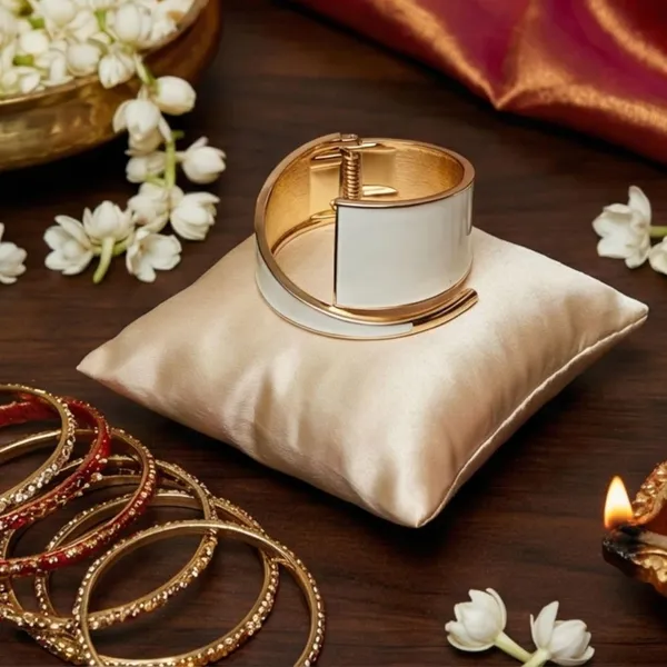 Gold_Plated_Bangle_Bracelet