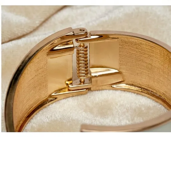 Gold_Plated_Bangle_Bracelet