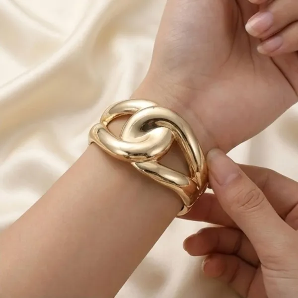 Gold_Plated_Bangle_Bracelet