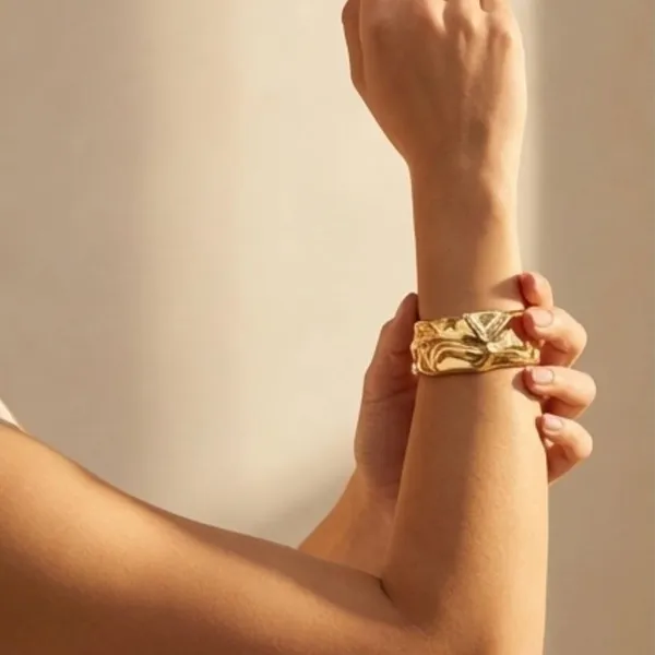 Gold_Plated_Bangle_Bracelet