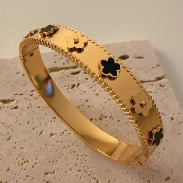Gold_Plated_Stack_Bangle_Bracelet
