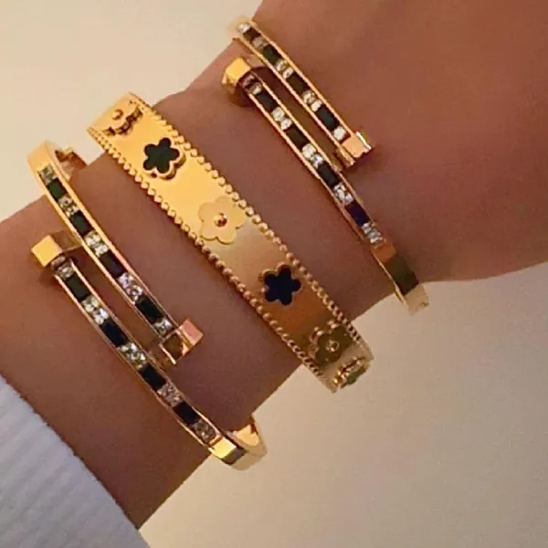 Gold_Plated_Stack_Bangle_Bracelet