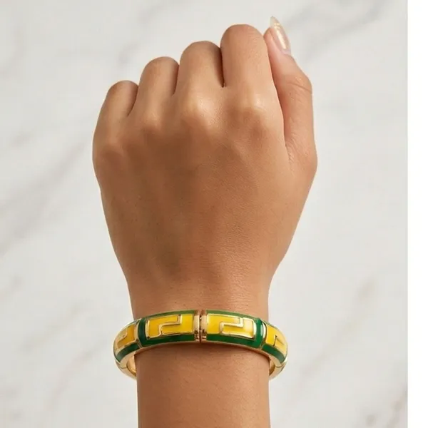 Gold_Plated_Bangle_Bracelet