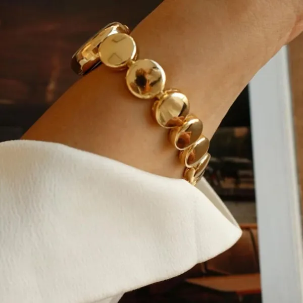 Women_S_Gold_Watch_Human_I_Need_To_Generate_A_Product_Name_For_Cleo_Be_Bold_Be_You_Luxury_Gold_Party_Watch_For_Women
