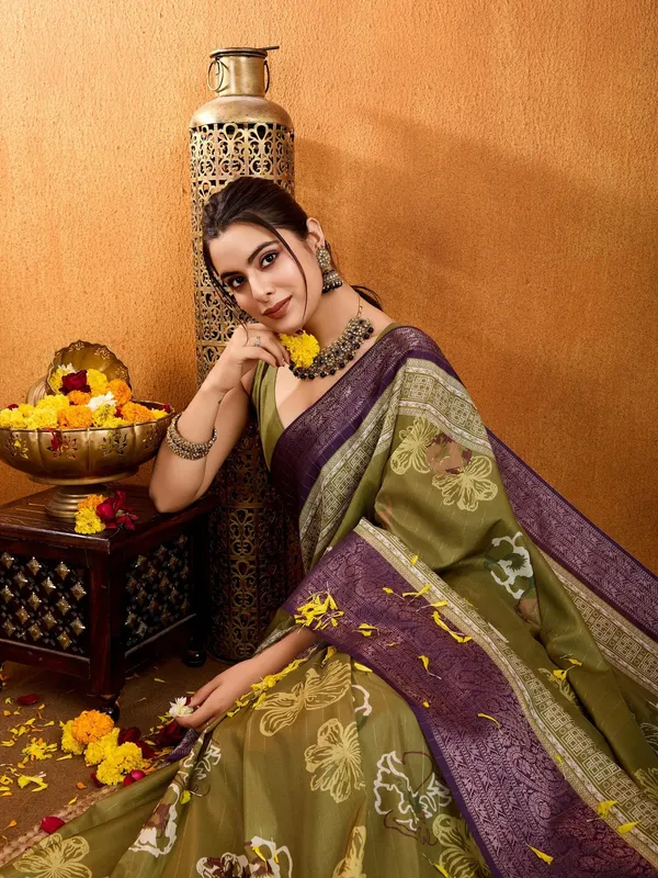 Multicolor_Banarasi_Soft_Silk_Saree
