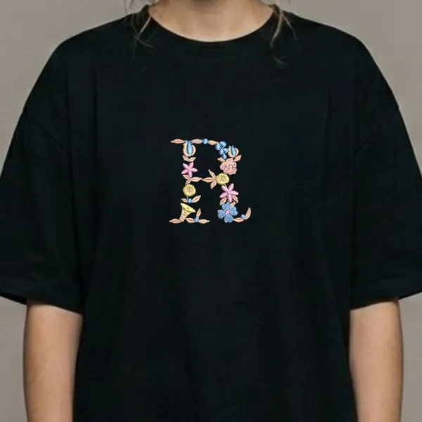 Personalised_Tshirt_Oversized_with_Embroidery_-A_letter