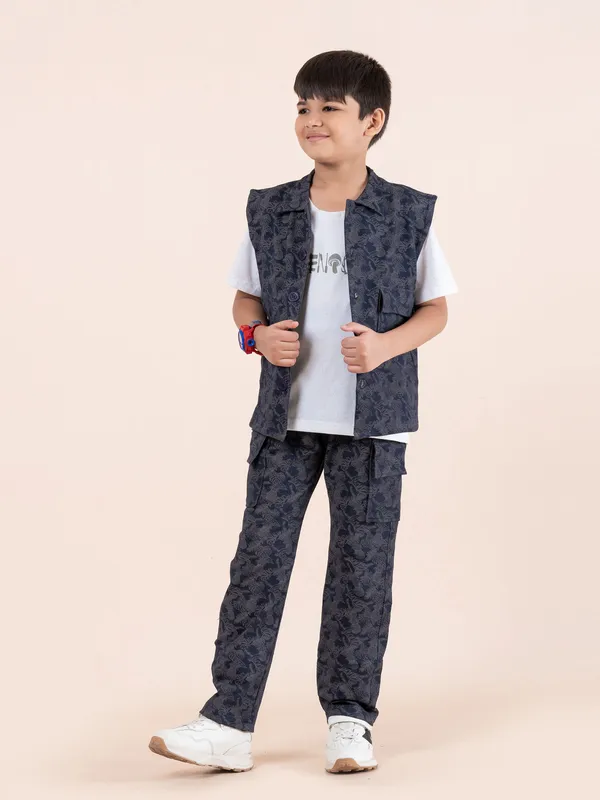 Boys_Pineapple_print_Textured_3_pc_jacket_Set