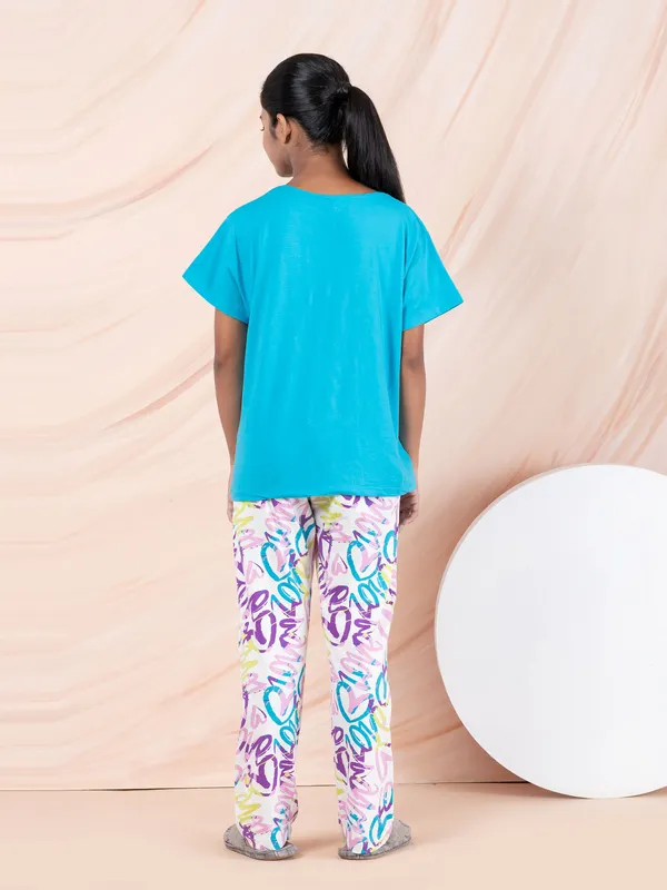 Multicolor_Cotton_Premium_&_Elegant_Regular_Fit_Night_Suits_For_Girls