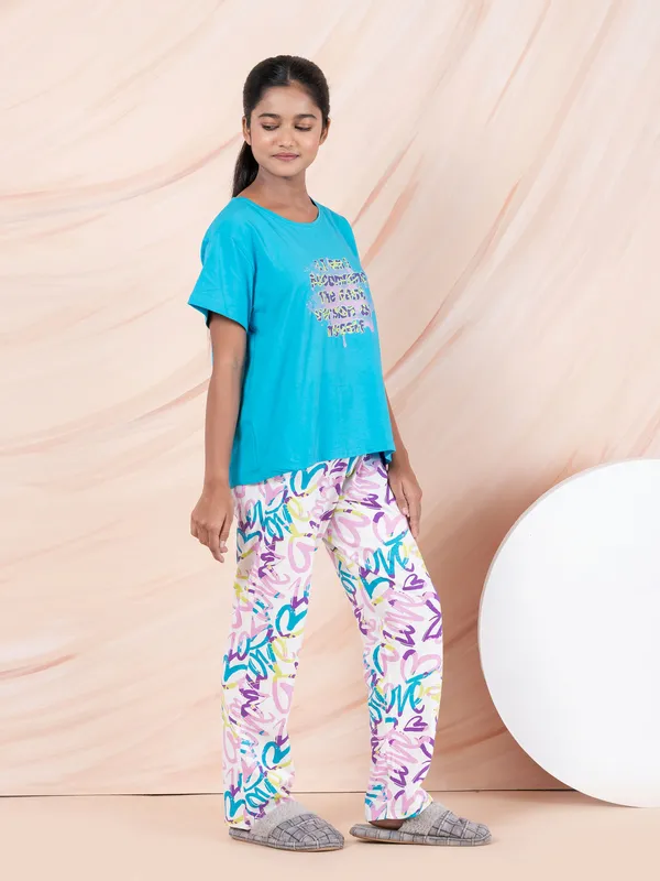 Multicolor_Cotton_Premium_&_Elegant_Regular_Fit_Night_Suits_For_Girls
