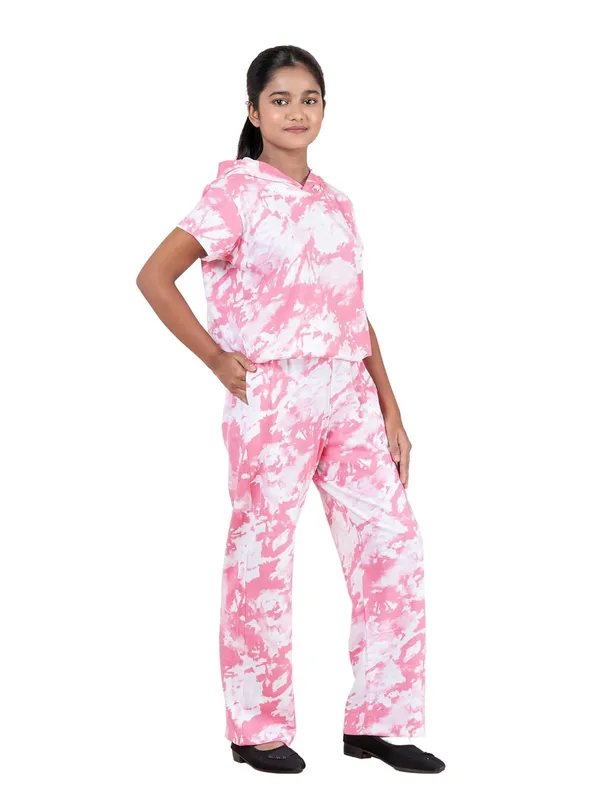Pink_&_White_Cotton_Premium_&_Elegant_Regular_Fit_Co-Ord_Set_For_Girls