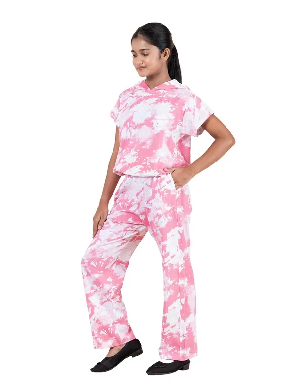 Pink_&_White_Cotton_Premium_&_Elegant_Regular_Fit_Co-Ord_Set_For_Girls