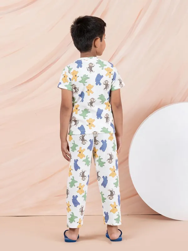 White_Cotton_Premium_&_Elegant_Regular_Fit_Night_Suit_For_Boys