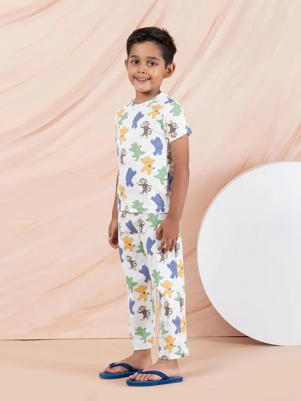 White_Cotton_Premium_&_Elegant_Regular_Fit_Night_Suit_For_Boys