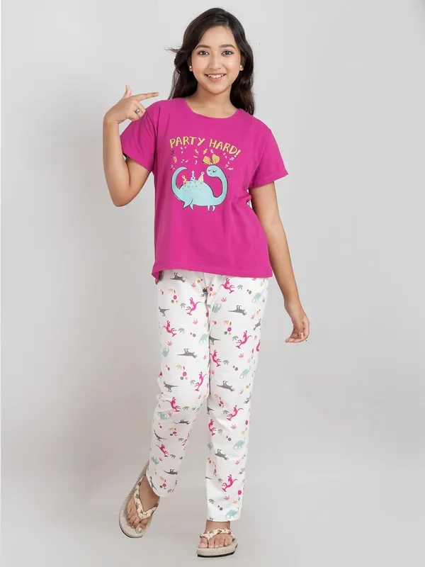 Multicolor_Cotton_&_Spandex_Premium_&_Elegant_Regular_Fit_Night_Suit_For_Girls