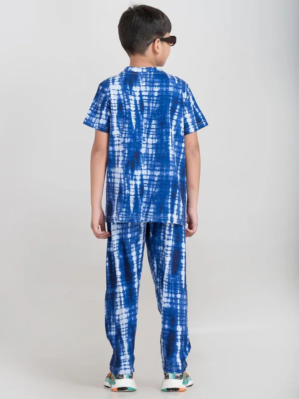 Blue_&_White_Cotton_Premium_&_Elegant_Regular_Fit_Night_Suit_For_Boys