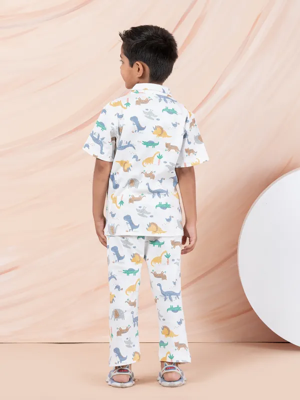 Cotton_Half_Sleeves_Animal_Print_Nightwear-White