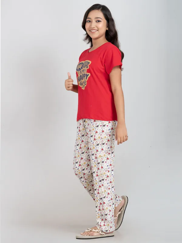 Red_Cotton_Premium_&_Elegant_Regular_Fit_Night_Suits_For_Girls