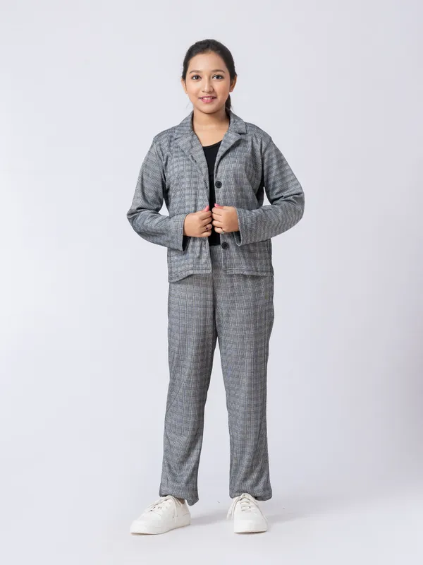 Taatoom_Black_big_checks_ponte_jackets_coord_sets,black
