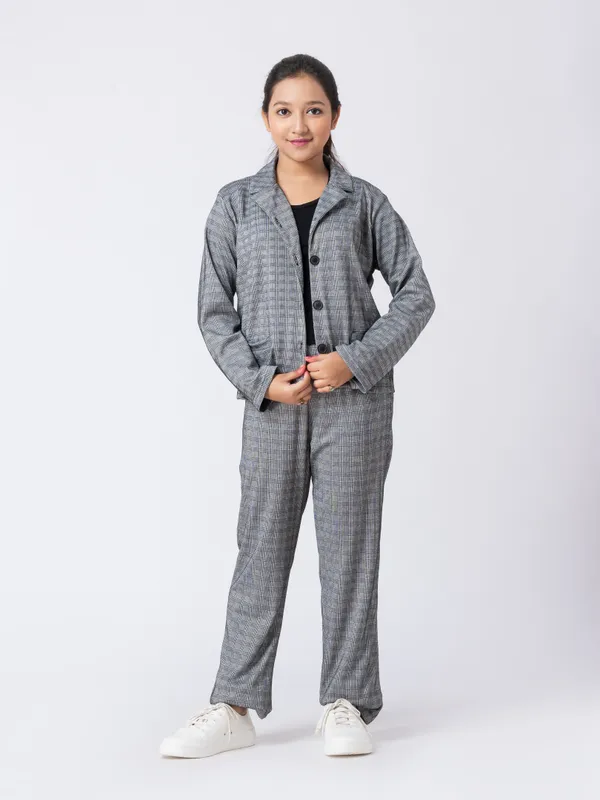 Taatoom_Black_big_checks_ponte_jackets_coord_sets,black