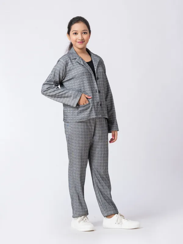 Taatoom_Black_big_checks_ponte_jackets_coord_sets,black