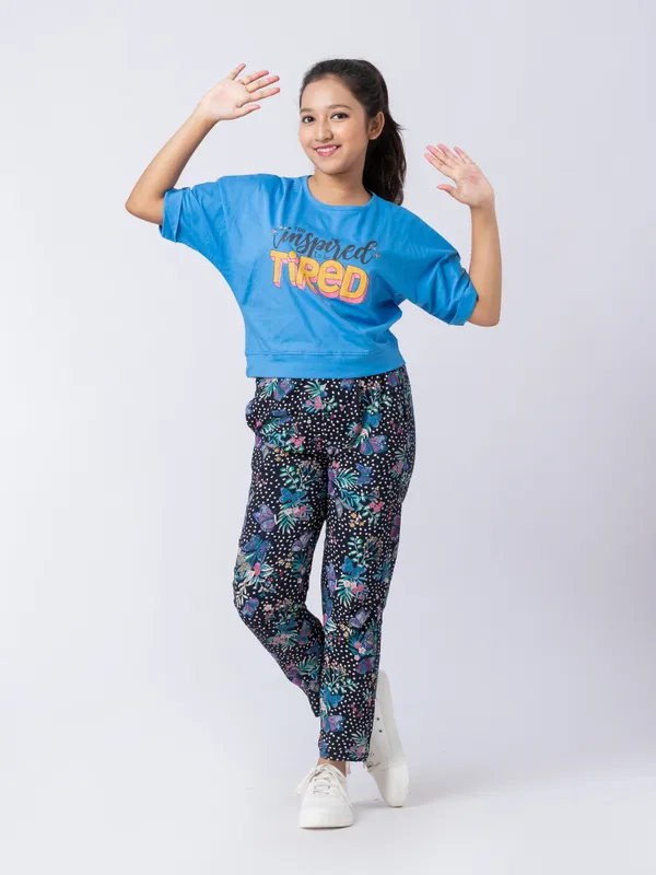 Multicolor_Cotton_Premium_&_Elegant_Regular_Fit_Night_Suits_For_Girls